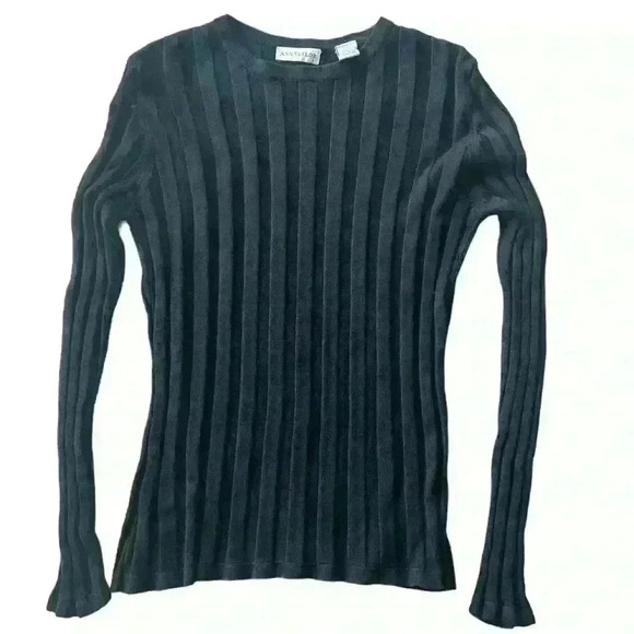 Ann Taylor Sweaters - EUC Ann Taylor Silk Sweater Size M